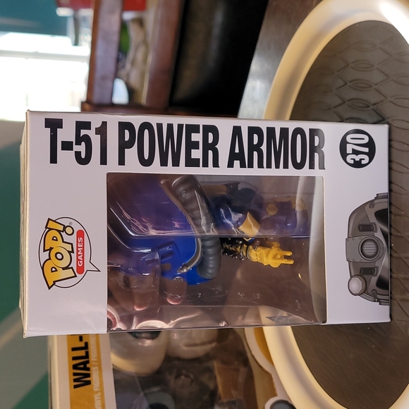 T-51 Blue Power Armor - Picture 4 of 4